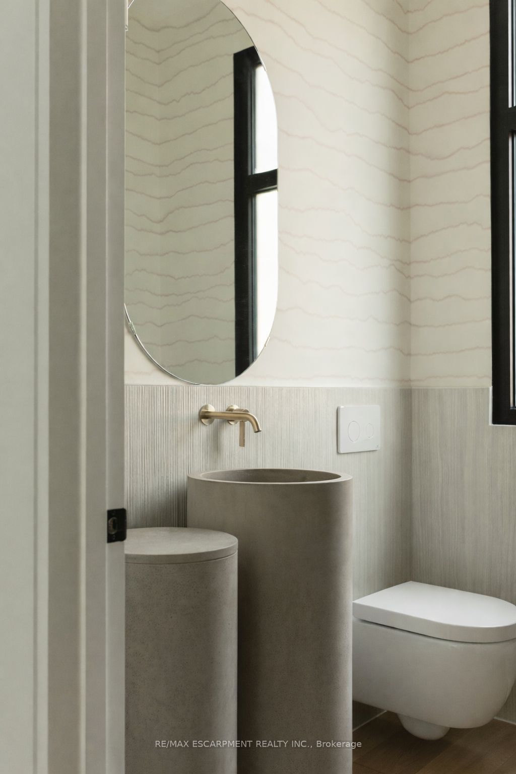 1308 Greenoaks Drive