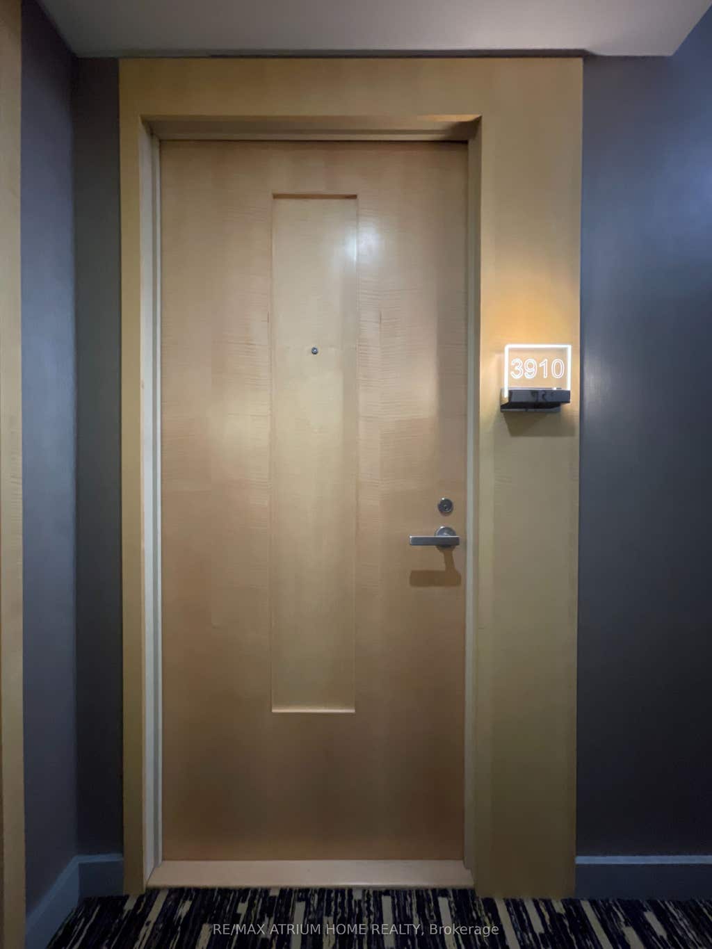 Photo of 45 Charles Street E #3910, Toronto, ON M4Y 1S2 (MLS # C13680858)