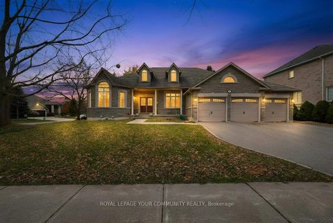 2 Kootenay Ridge Vaughan ON L6A 2W1