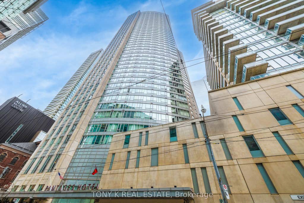 Photo of 210 Victoria Street #2113, Toronto, ON M5B 2R3 (MLS # C13225856)
