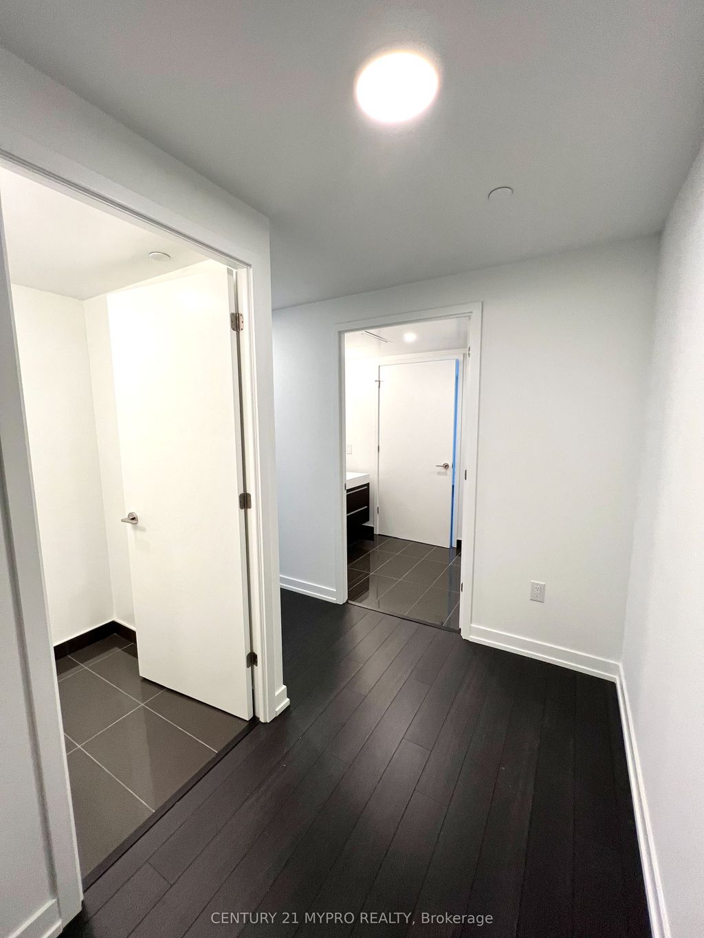 Photo of 39 Roehampton Avenue #1501, Toronto, ON M4P 1P9 (MLS # C12845118)