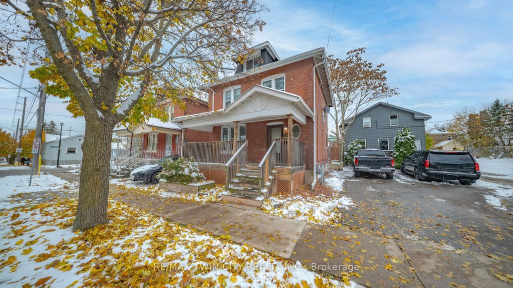 Photo of 47 Grey Street E, Brantford, ON N3T 2T1 (MLS # X12968562)
