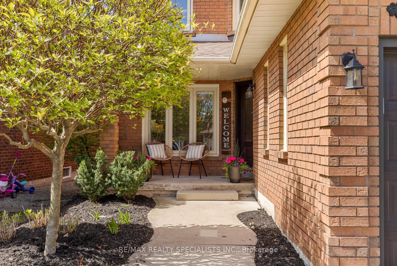 3425 Nutcracker Drive