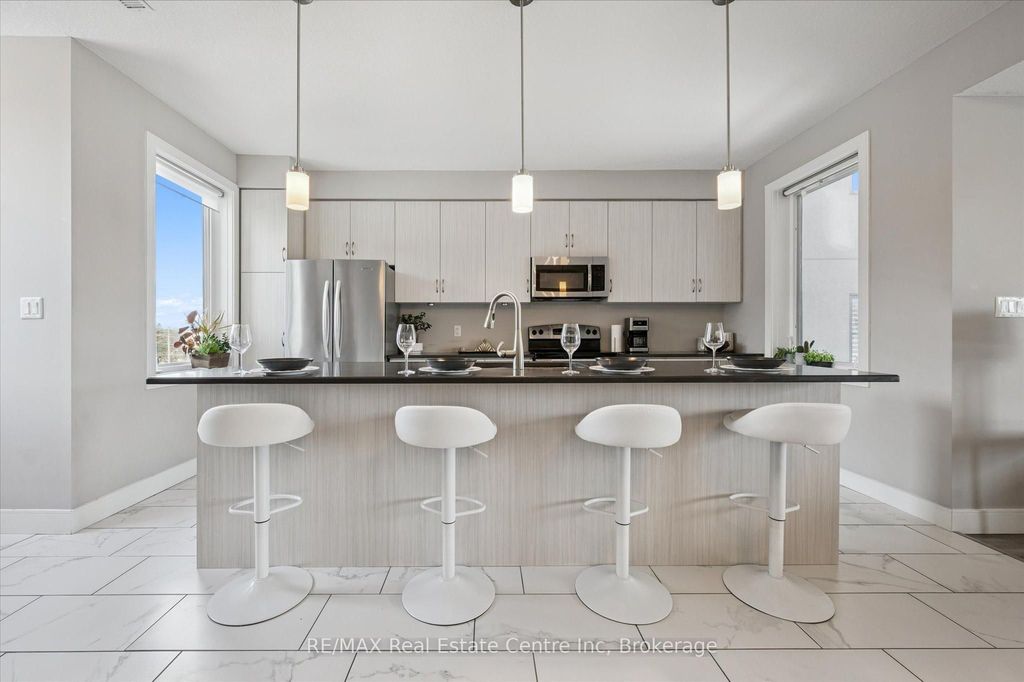 Photo of 32 ARKELL Road #7, Guelph, ON N1L 0L4 (MLS # X12816384)