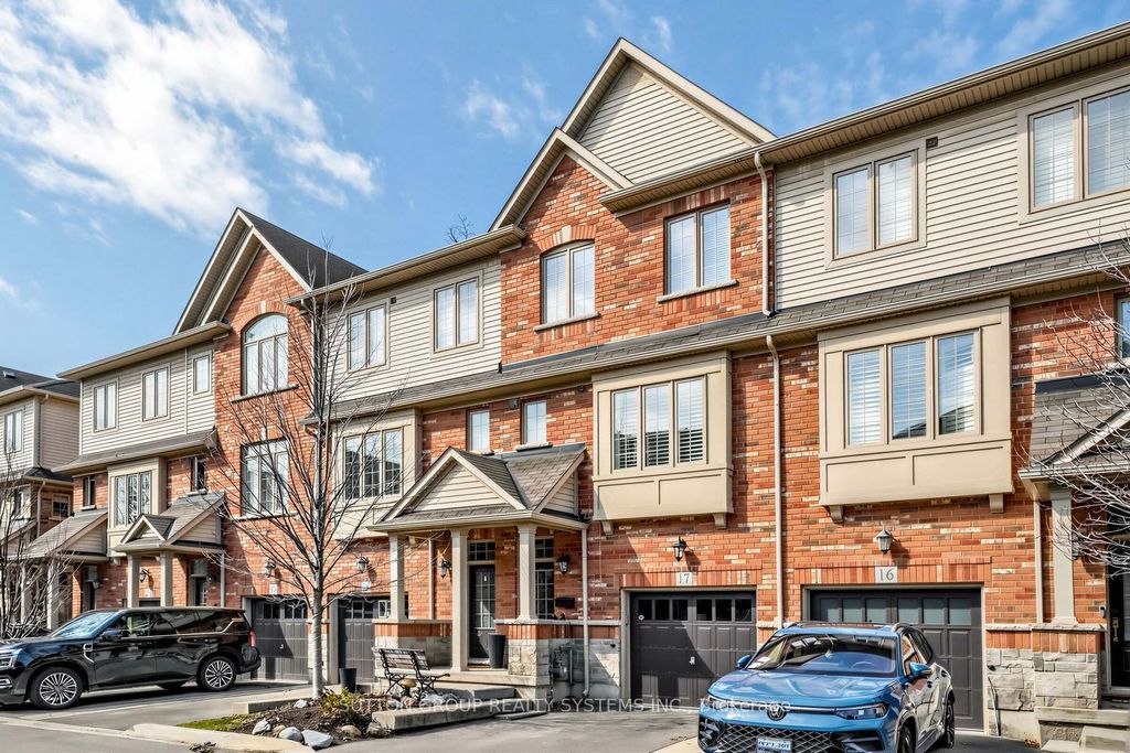 Photo of 4165 Upper Middle Road #17, Burlington, ON L7M 0V4 (MLS # W12869650)