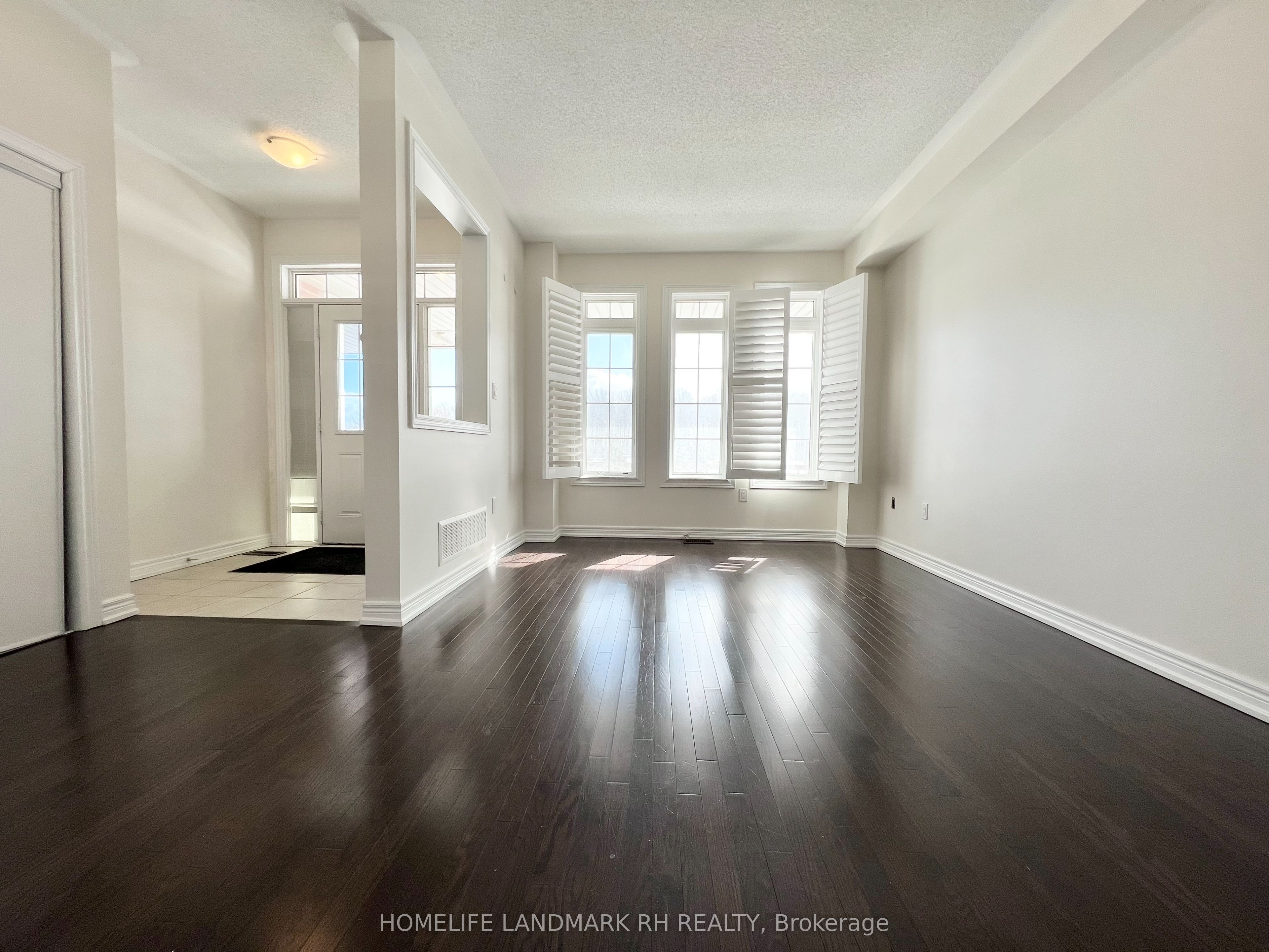 936 Castlemore Avenue