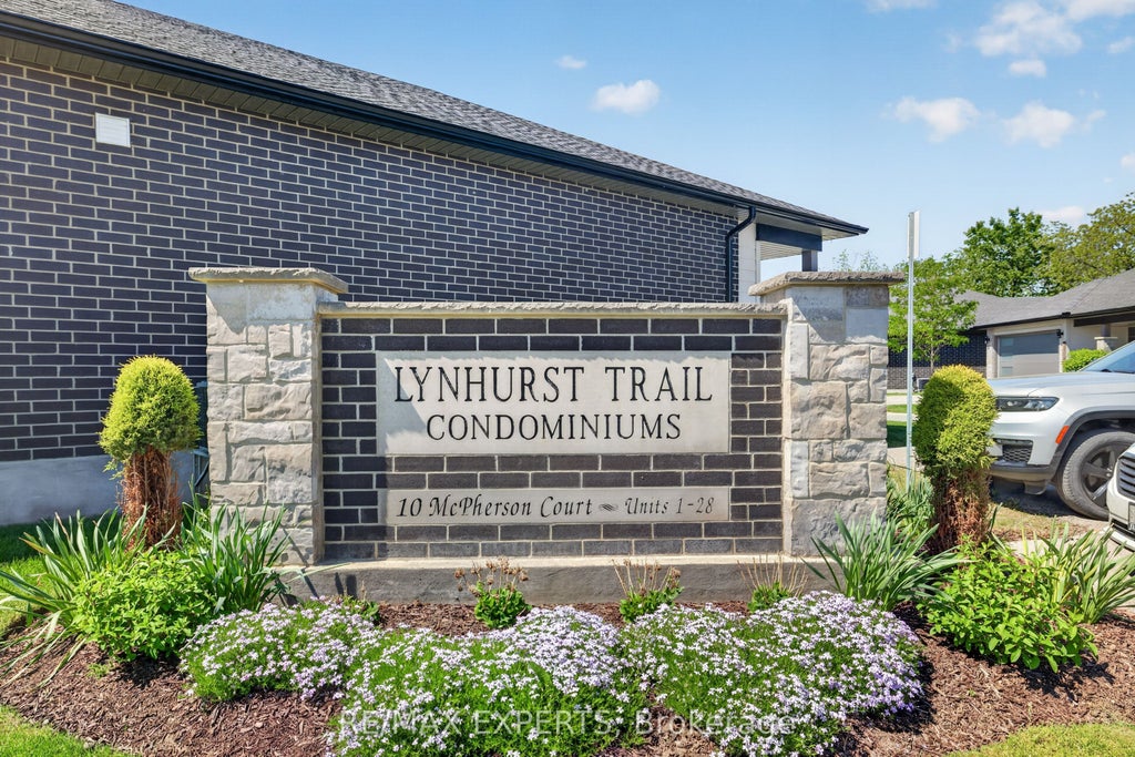 Photo of 10 MCPHERSON Court #21, Central Elgin, ON N5R 0L8 (MLS # X13886676)