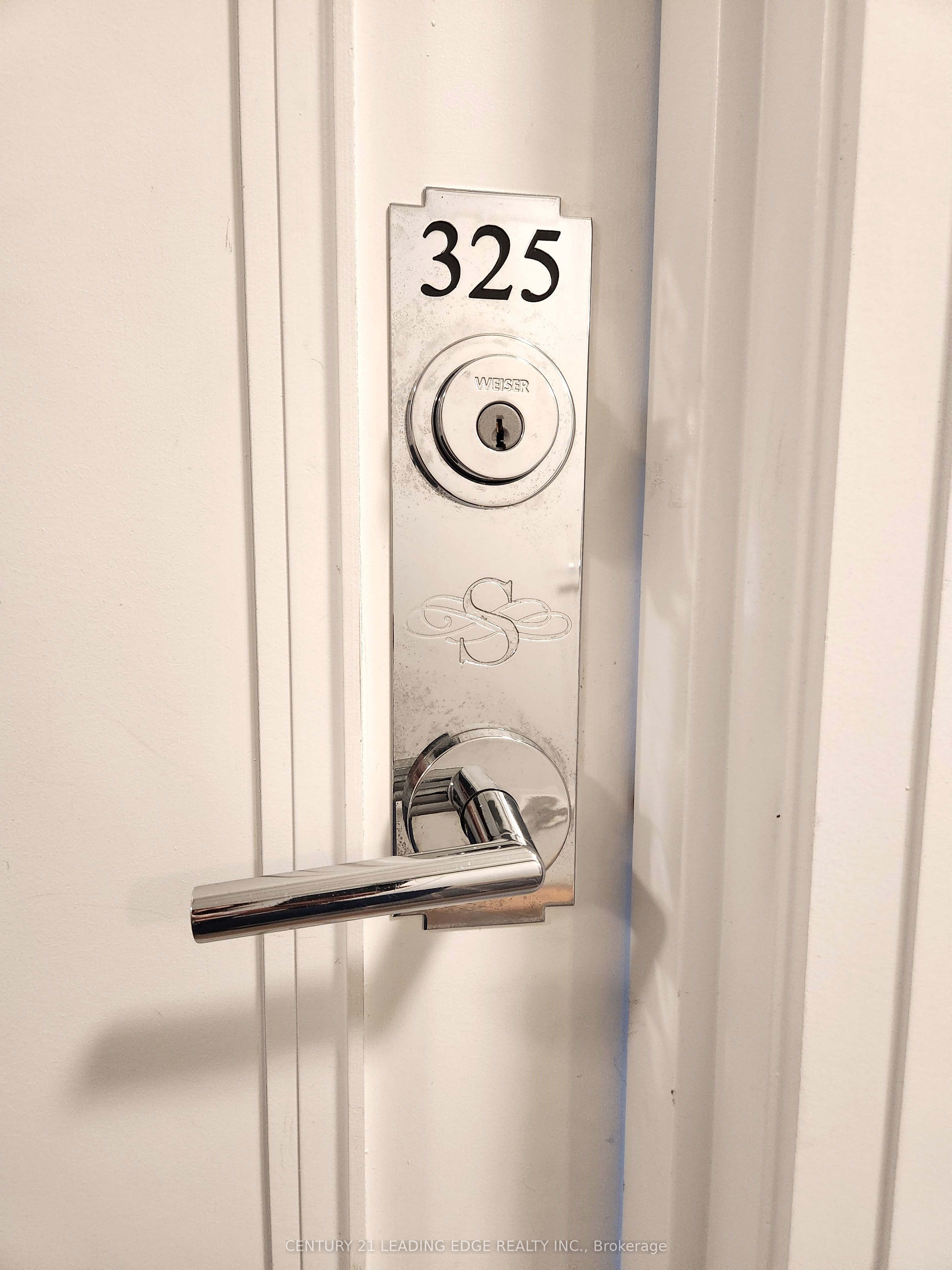 7 BOND Crescent 325