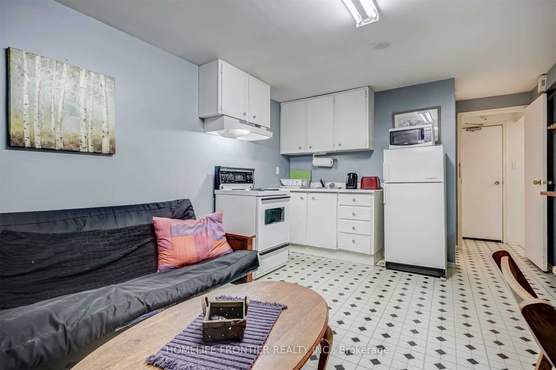 31 Madsen Crescent Basement
