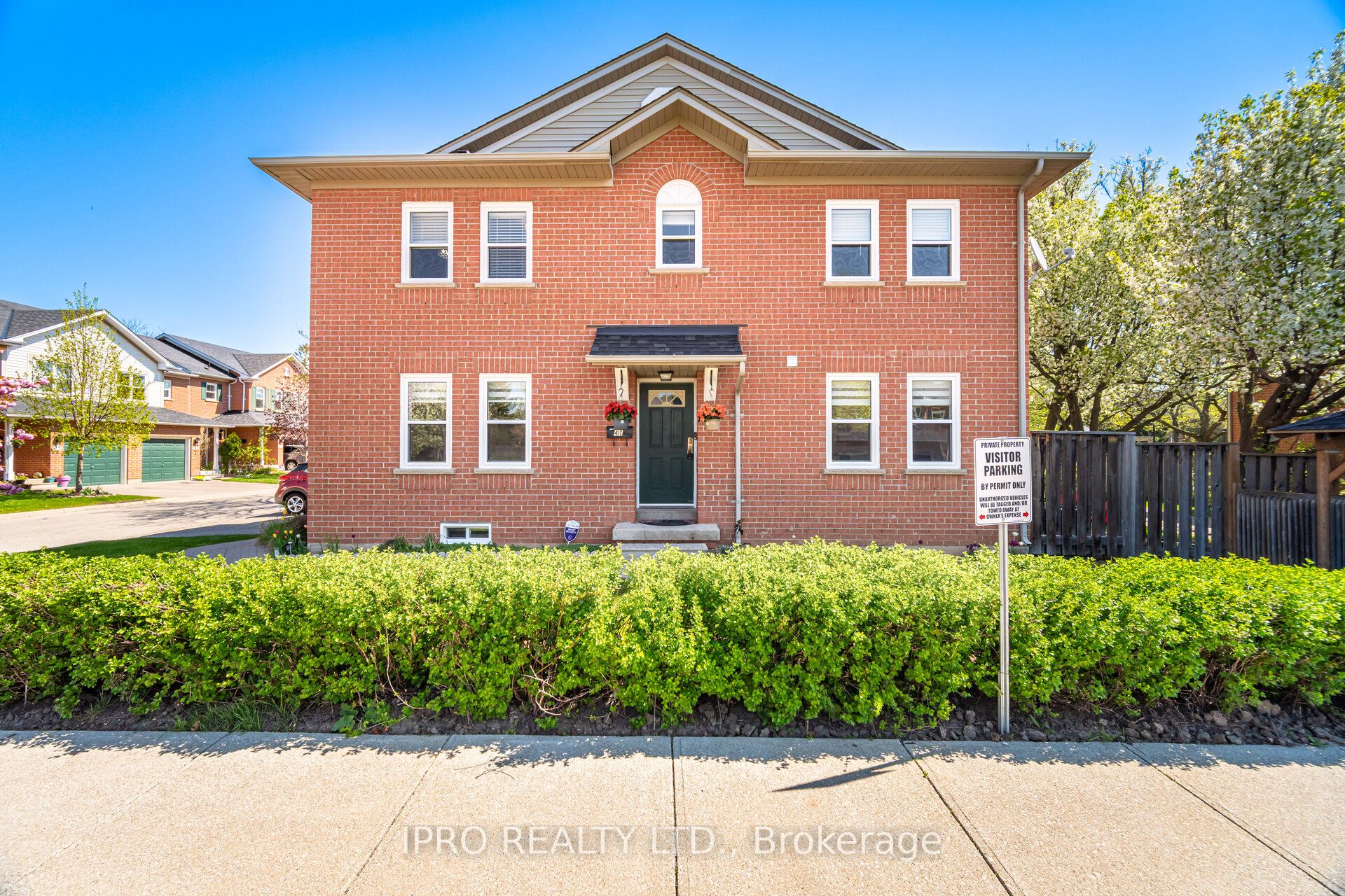 5659 Glen Erin Drive E 41