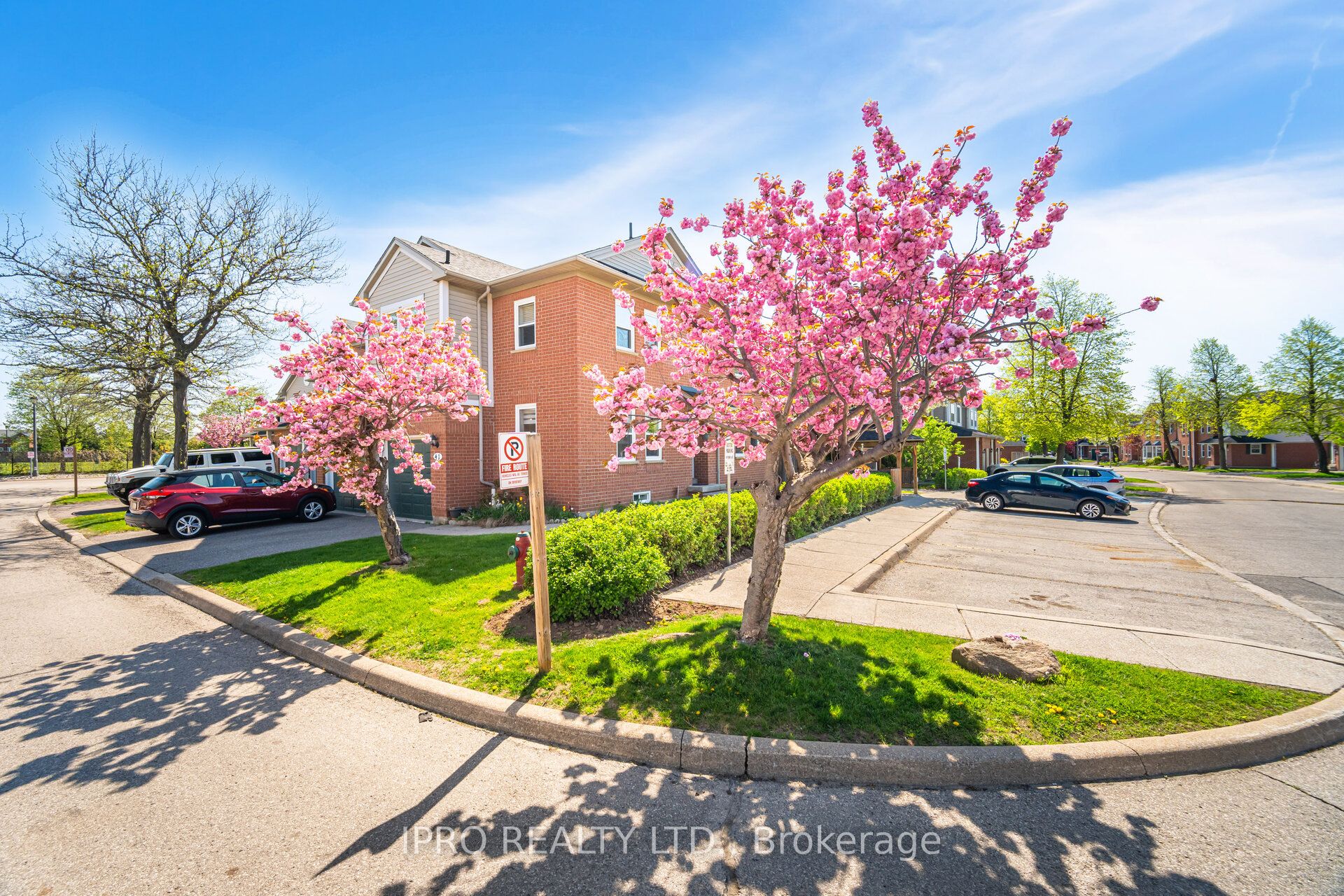 5659 Glen Erin Drive E 41