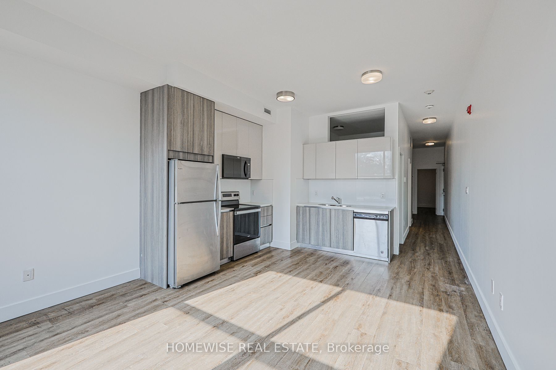 3020 Dundas Street W 201