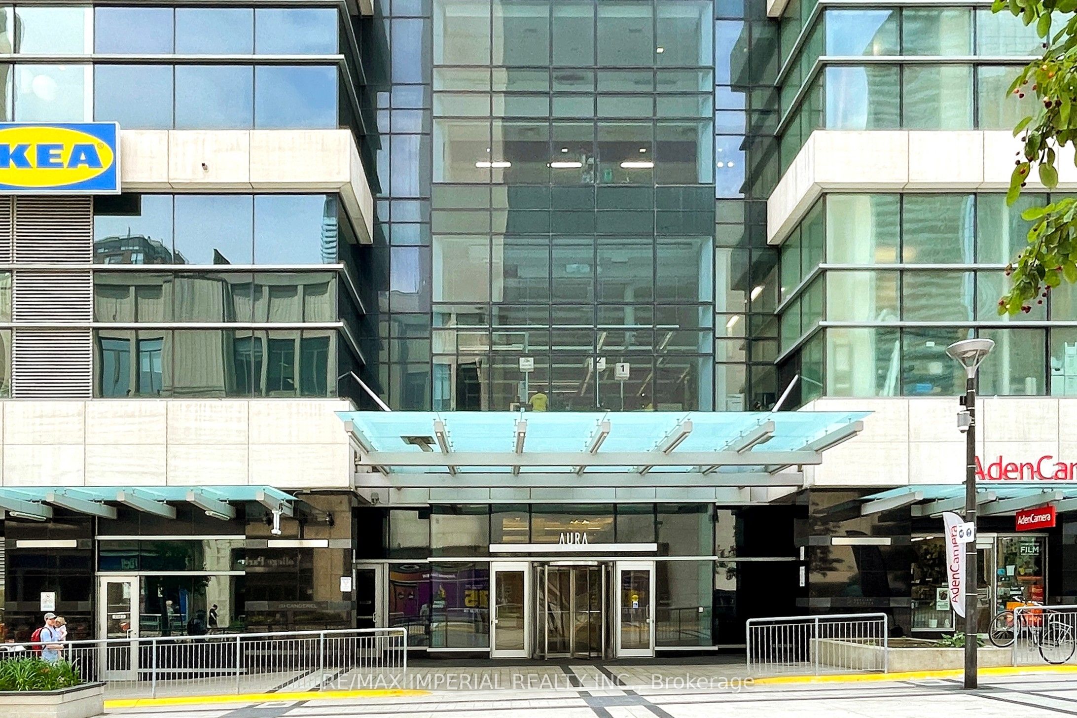 386 Yonge Street 4801