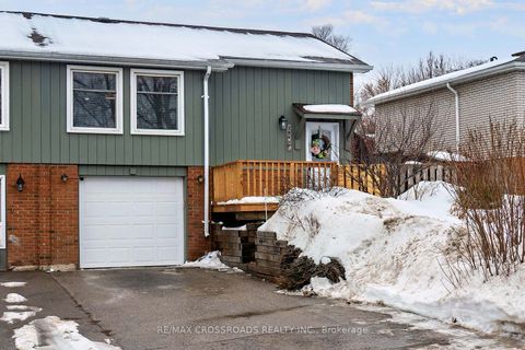 Property photo of 184 collings avenue, bradford west gwillimbury, ON l3z 1n1