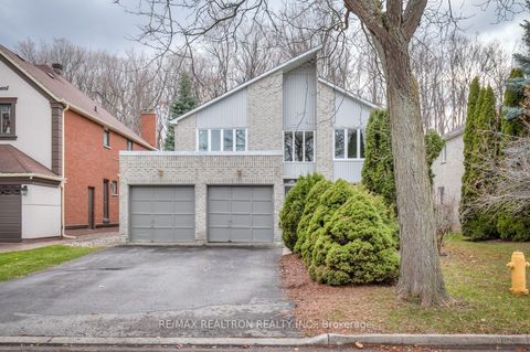 78 Soho Crescent Markham ON L3P 7H4