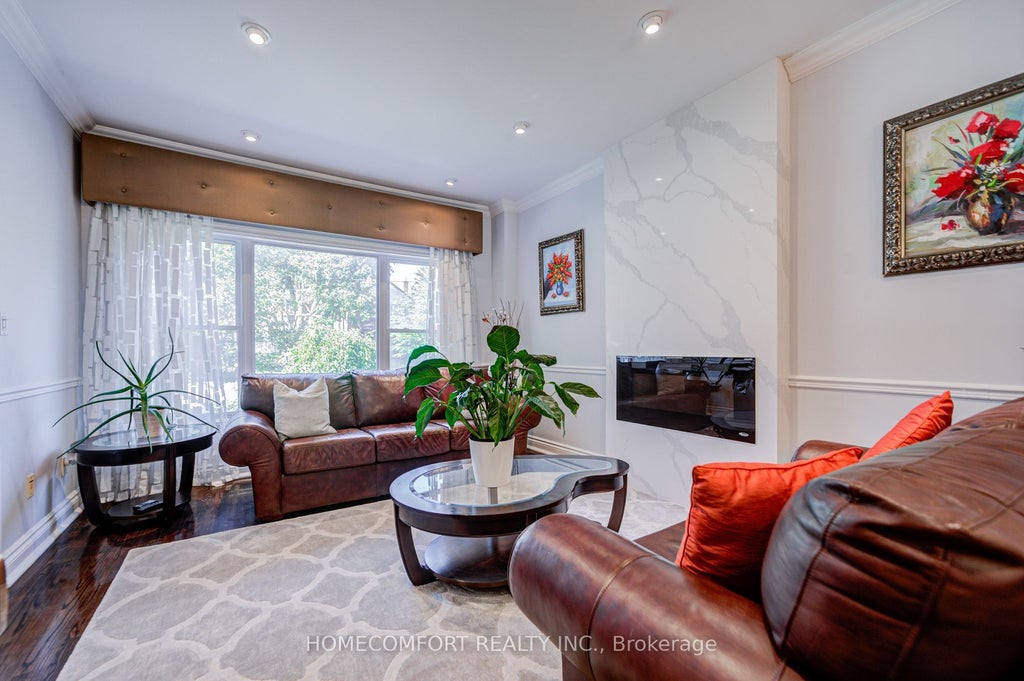 Photo of 319 Rumsey Road, Toronto, ON M4G 1R6 (MLS # C13831502)