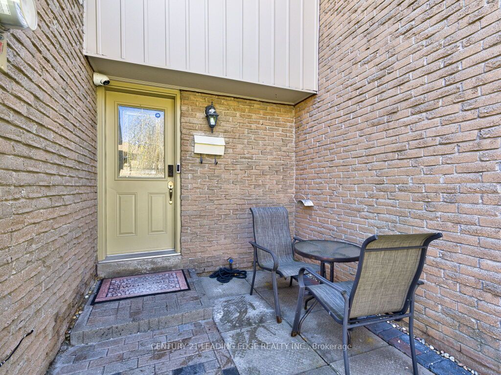 1552 Lancaster Drive 56