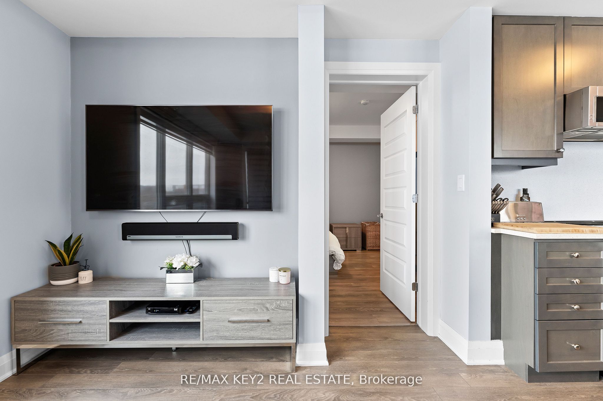 2 Adam Sellers Street 417