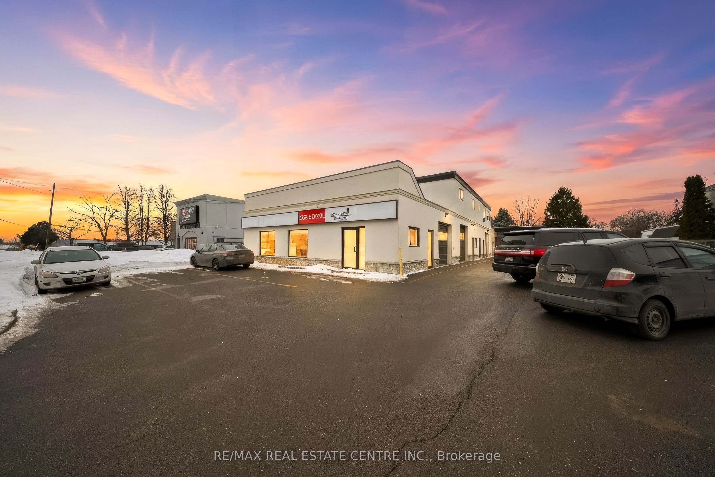 2483 Industrial Street 7