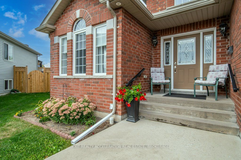 Photo of 21 Kanvers Way, Greater Napanee, ON K7R 3X6 (MLS # X12798536)