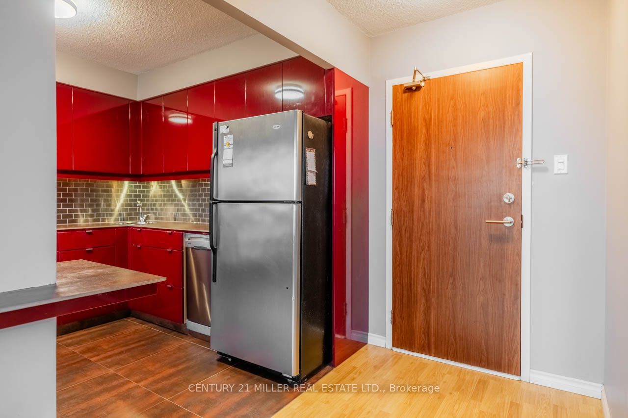 2301 Derry Road W 405