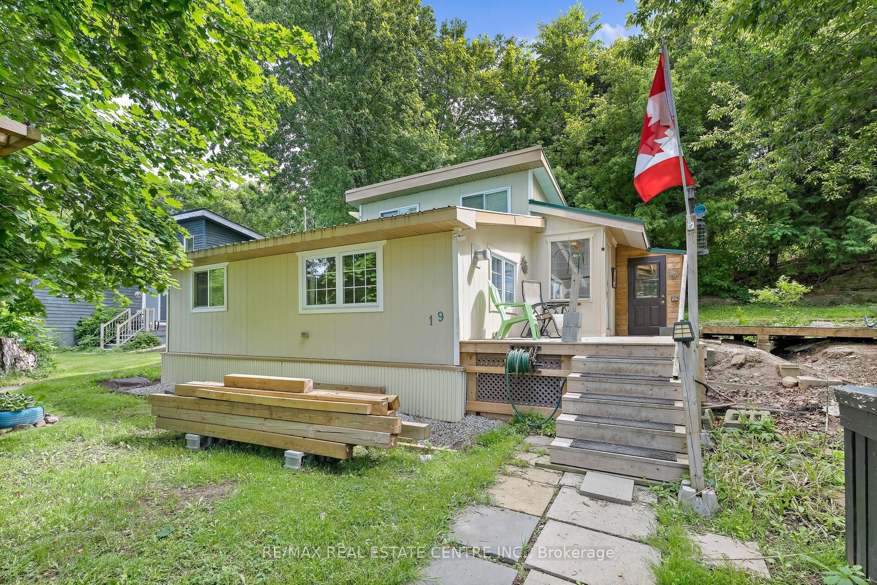 19 Old Pavillion Road
