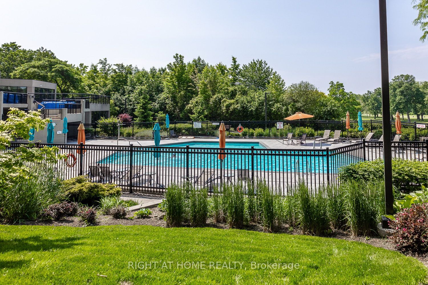 296 Mill Road Ph 13