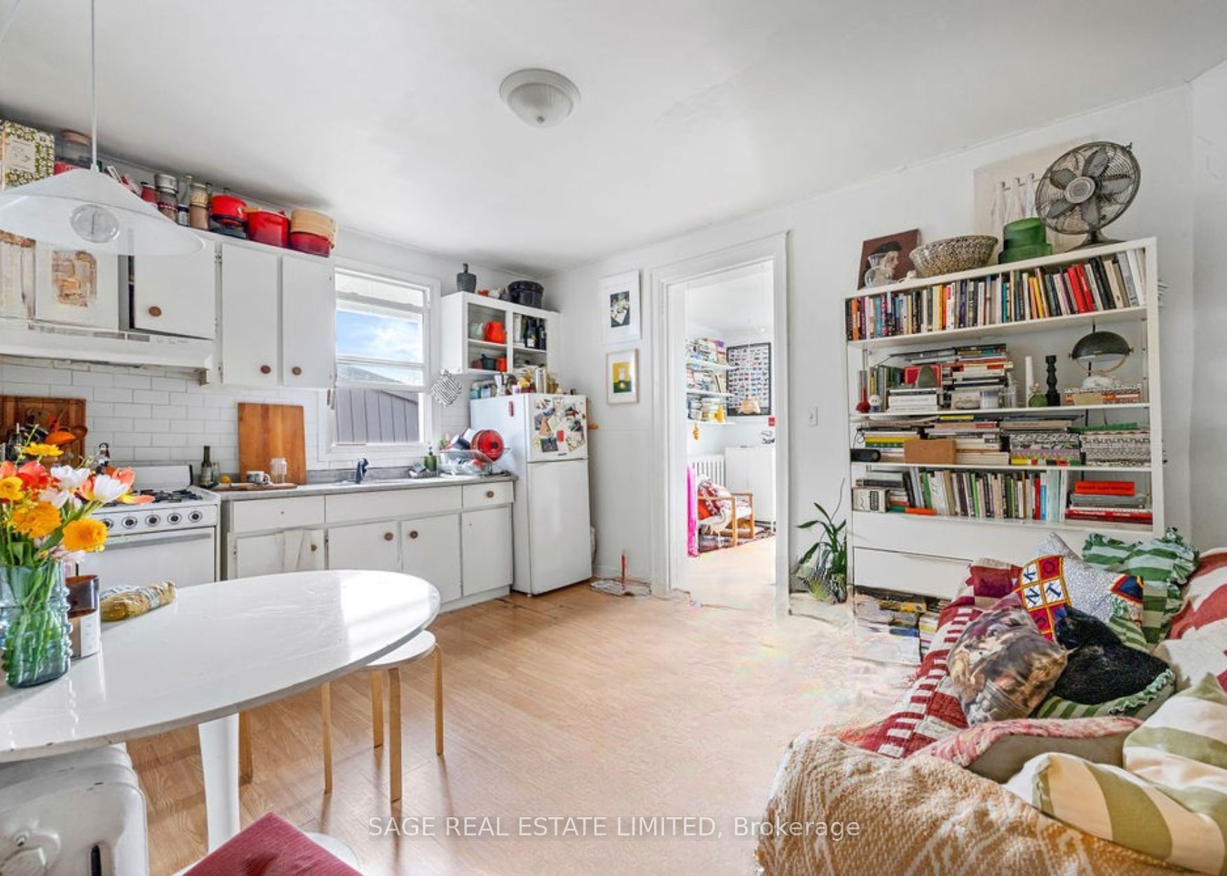 276* Crawford Street