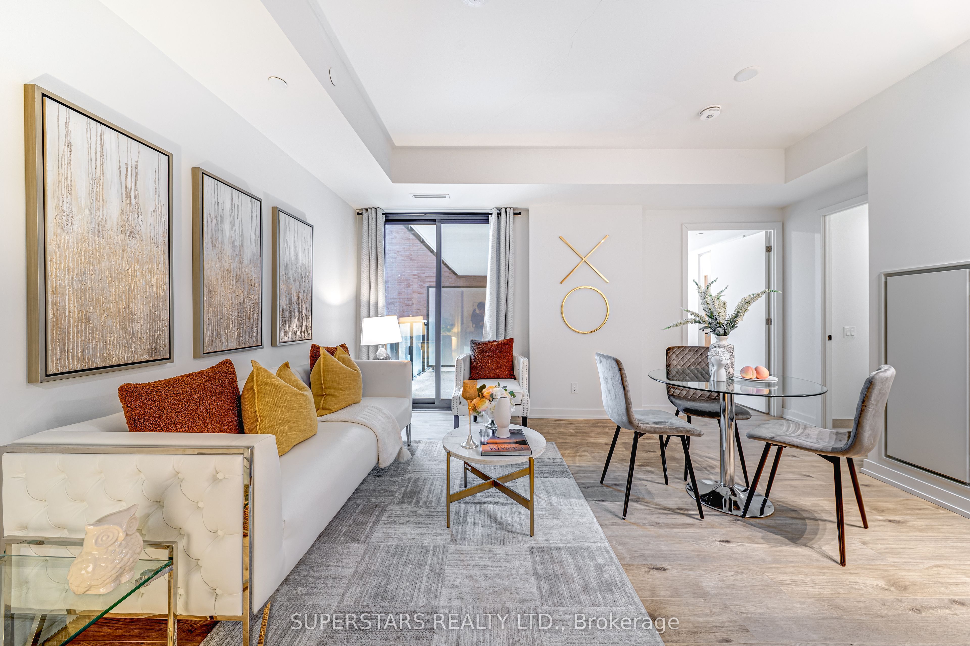 35 Parliament Street 601