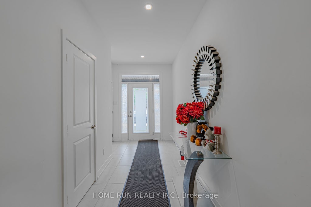 Photo of 328 Ibanez Walk, Leitrim, ON K1T 0V8 (MLS # X13459596)