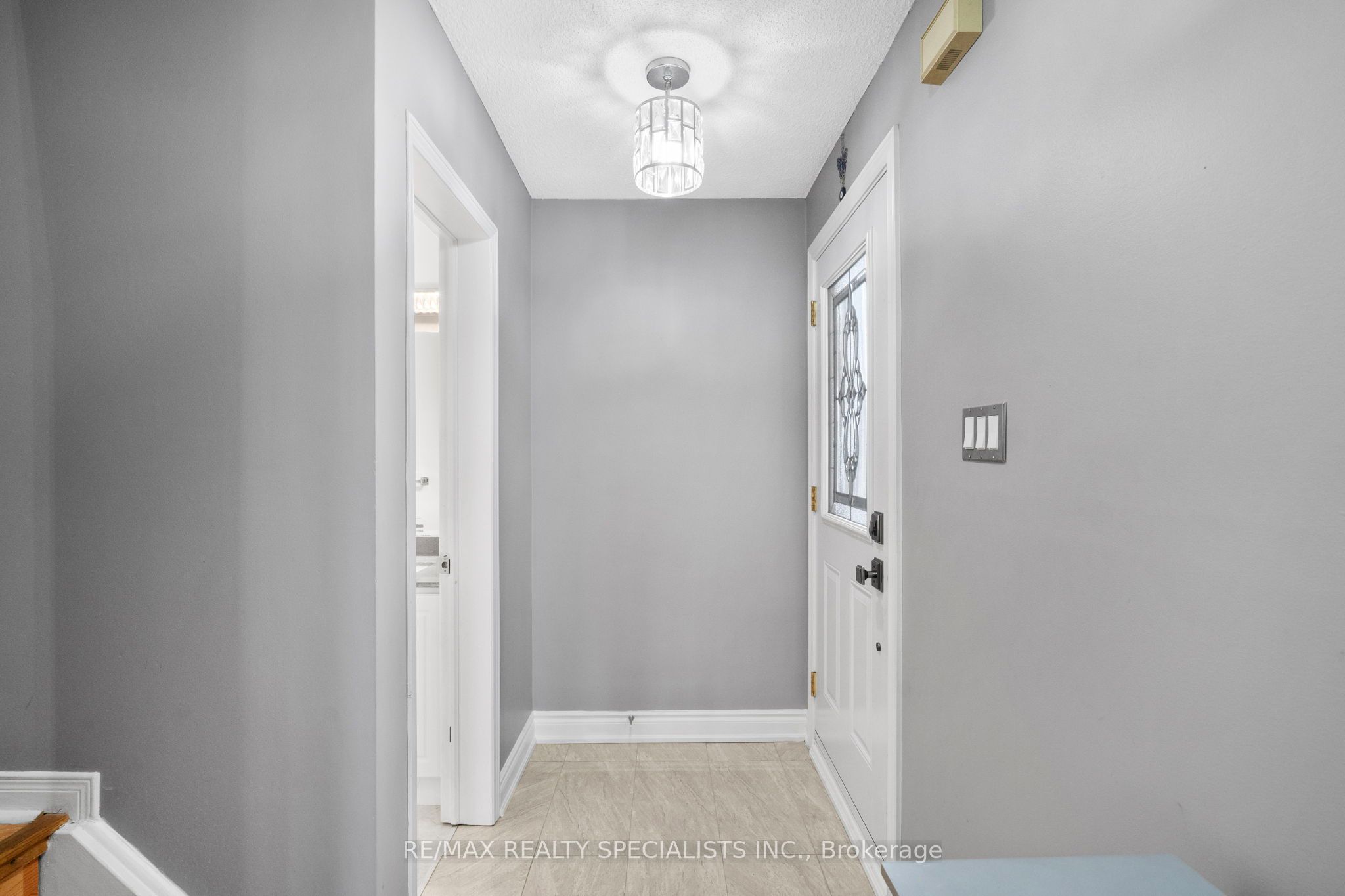 121 Tulip Drive