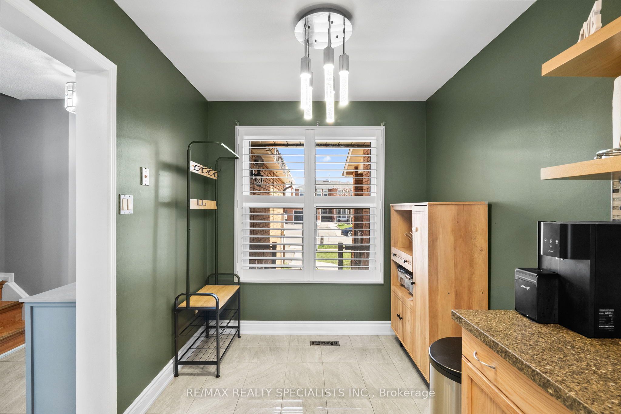 121 Tulip Drive