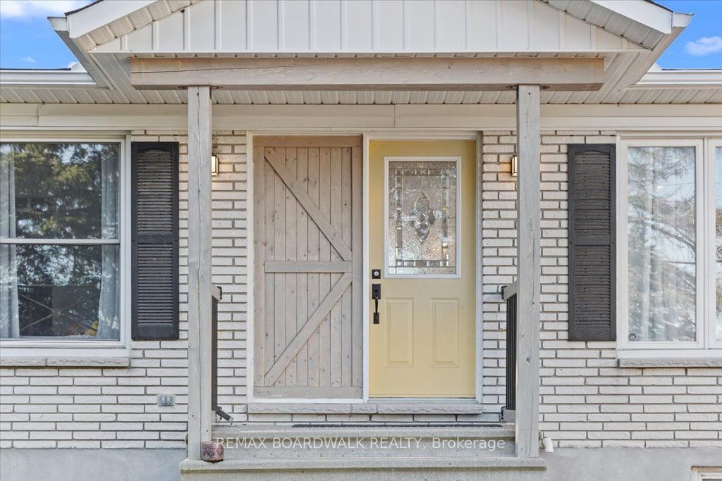 Photo of 2462 Dunning Road, Orleans - Cumberland and Area, ON K0A 3E0 (MLS # X12655988)