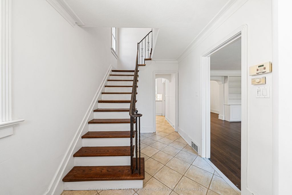 Photo of 61 Sutherland Drive, Toronto, ON M4G 1H5 (MLS # C13146332)