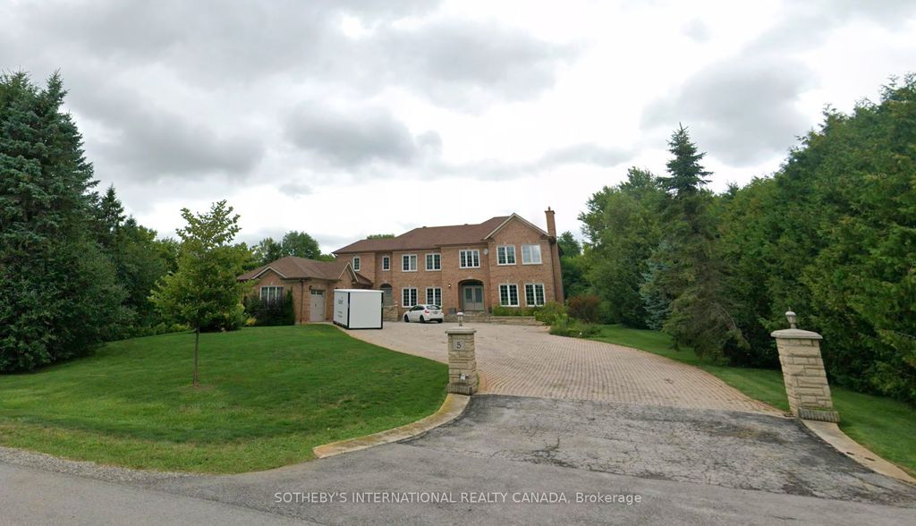 Photo of 5 SHERRICK Drive, Whitchurch-Stouffville, ON L4A 2E9 (MLS # N12567782)