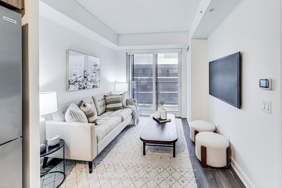 30 Samuel Wood Way 2006