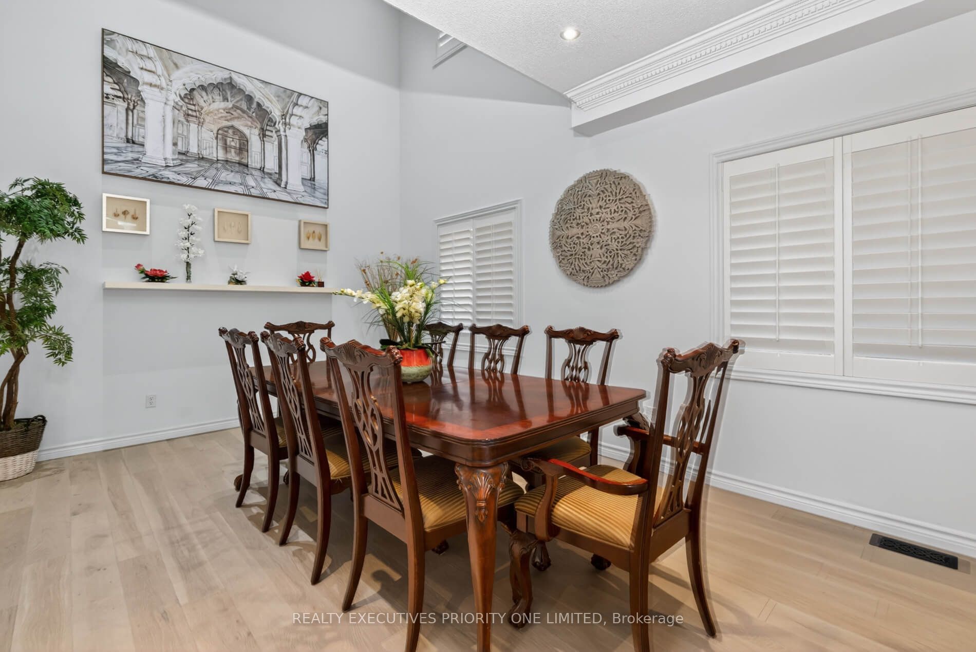 130 Greenview Circle