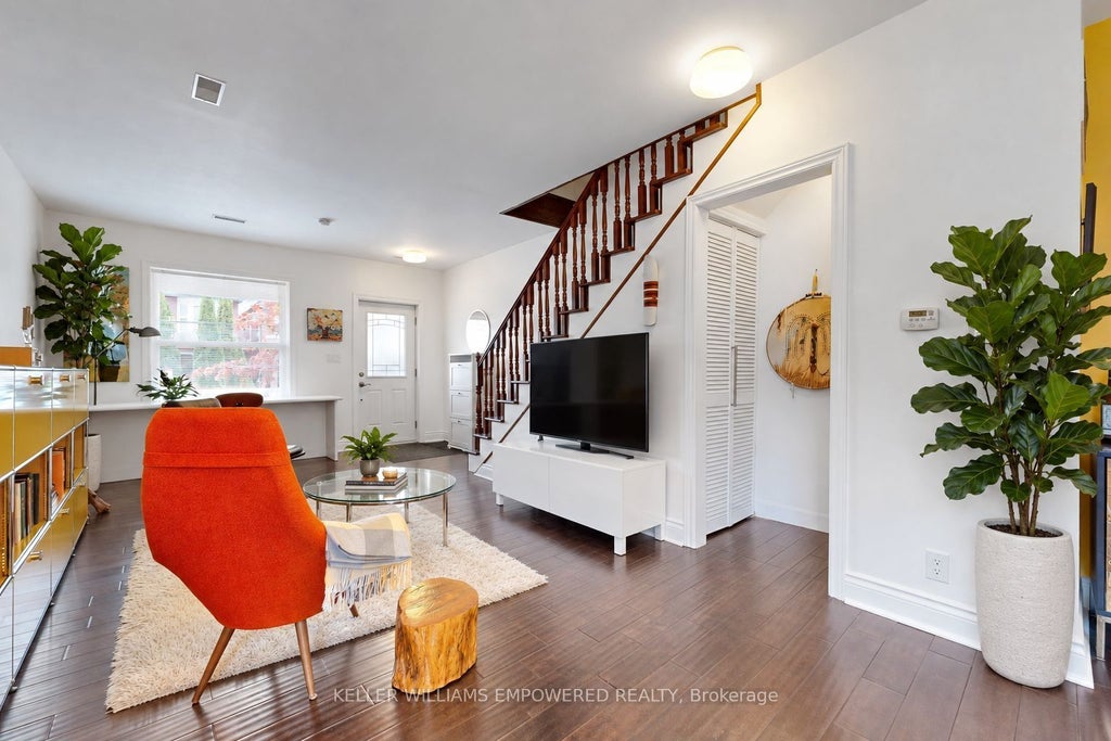 Photo of 274 Wallace Avenue, Toronto, ON M6P 3M9 (MLS # W13850496)