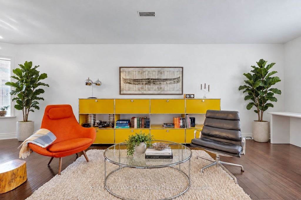 Photo of 274 Wallace Avenue, Toronto, ON M6P 3M9 (MLS # W13850496)
