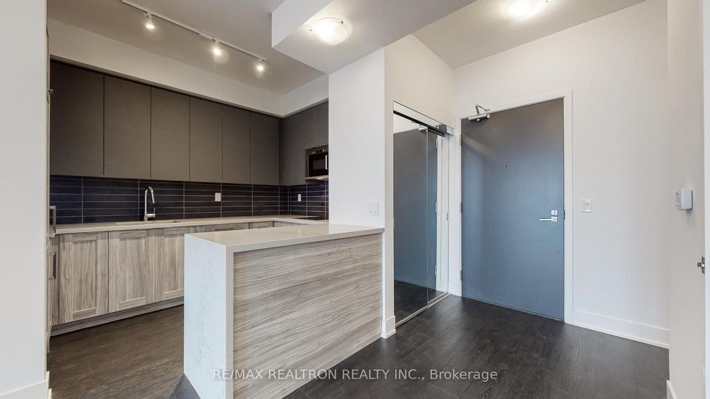 Photo of 2916 Highway 7 Road #904, Vaughan, ON L4K 0K6 (MLS # N12785912)