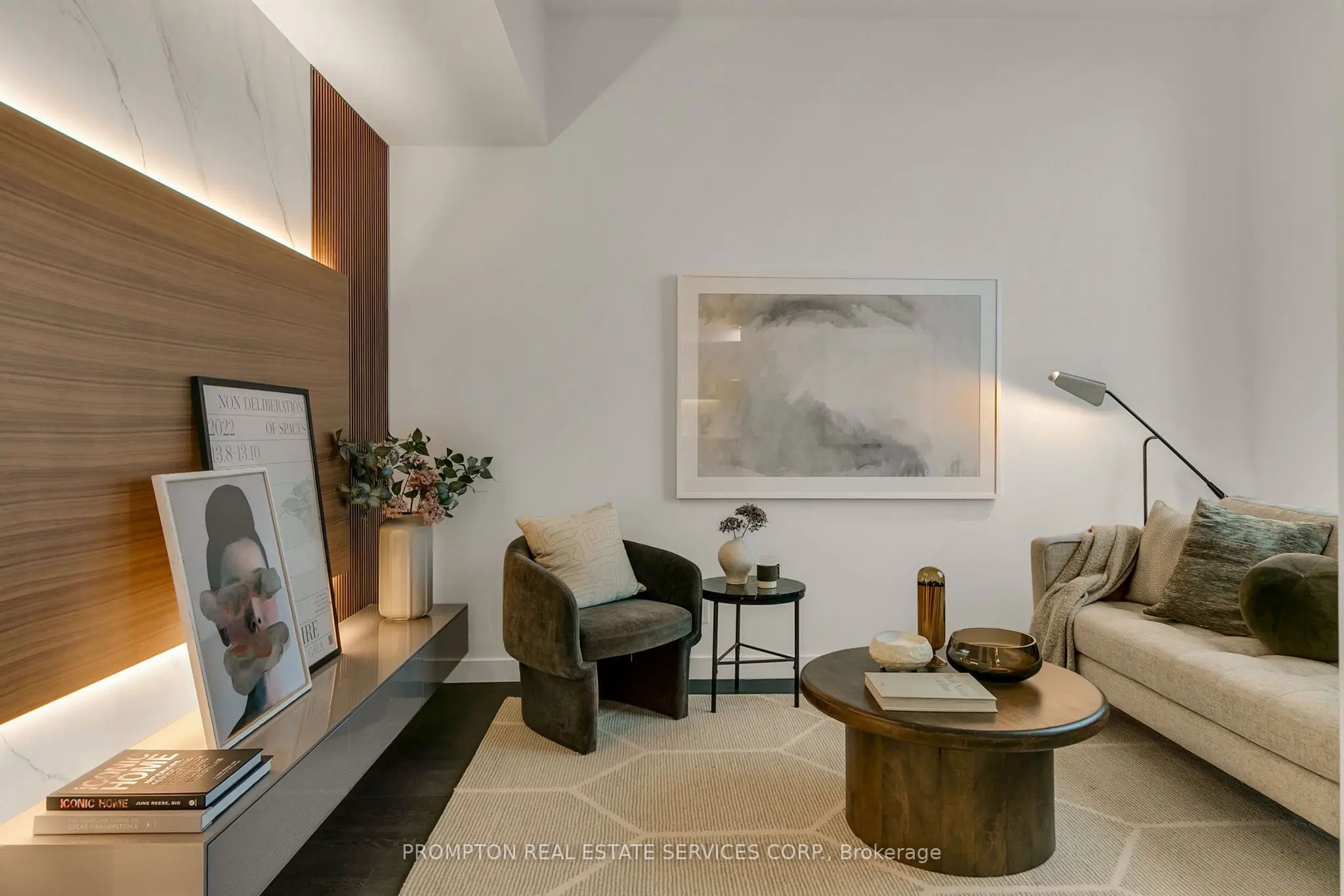 38 Widmer Street PH 5110