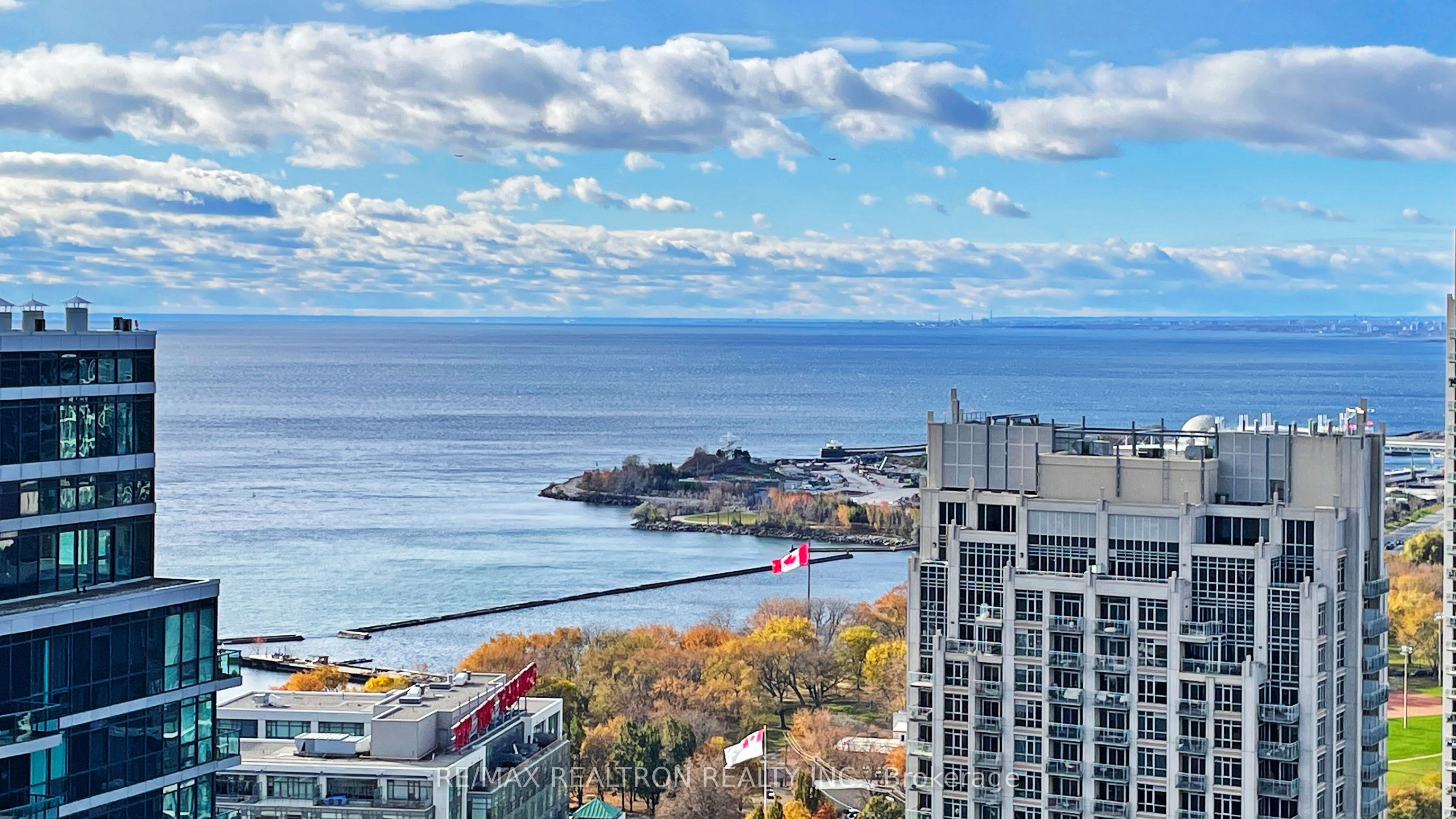 19 Bathurst Street 3902