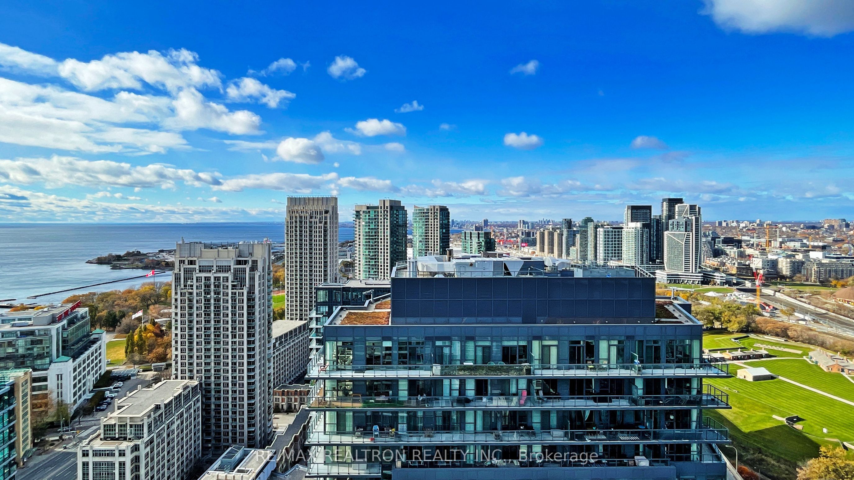 19 Bathurst Street 3902