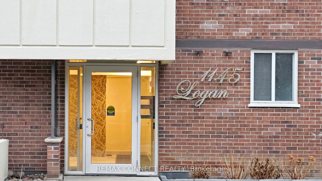 Photo of 1145 Logan Avenue #703, Toronto, ON M4K 3G9 (MLS # E13067872)