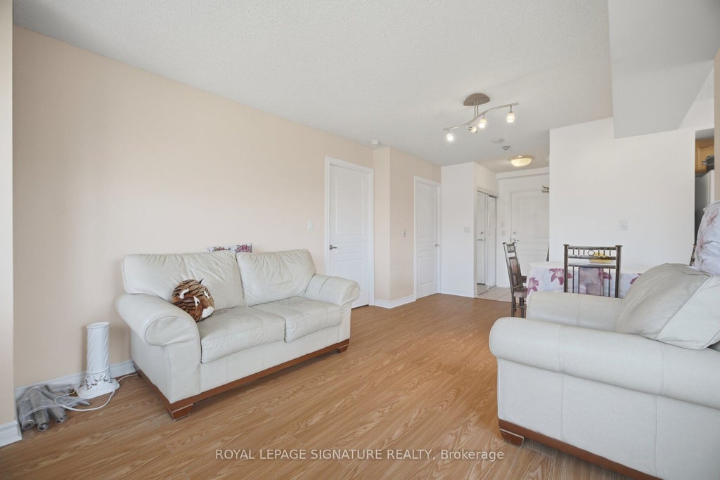 Photo of 300 Ray Lawson Boulevard #313, Brampton, ON L6Y 5H5 (MLS # W13729172)