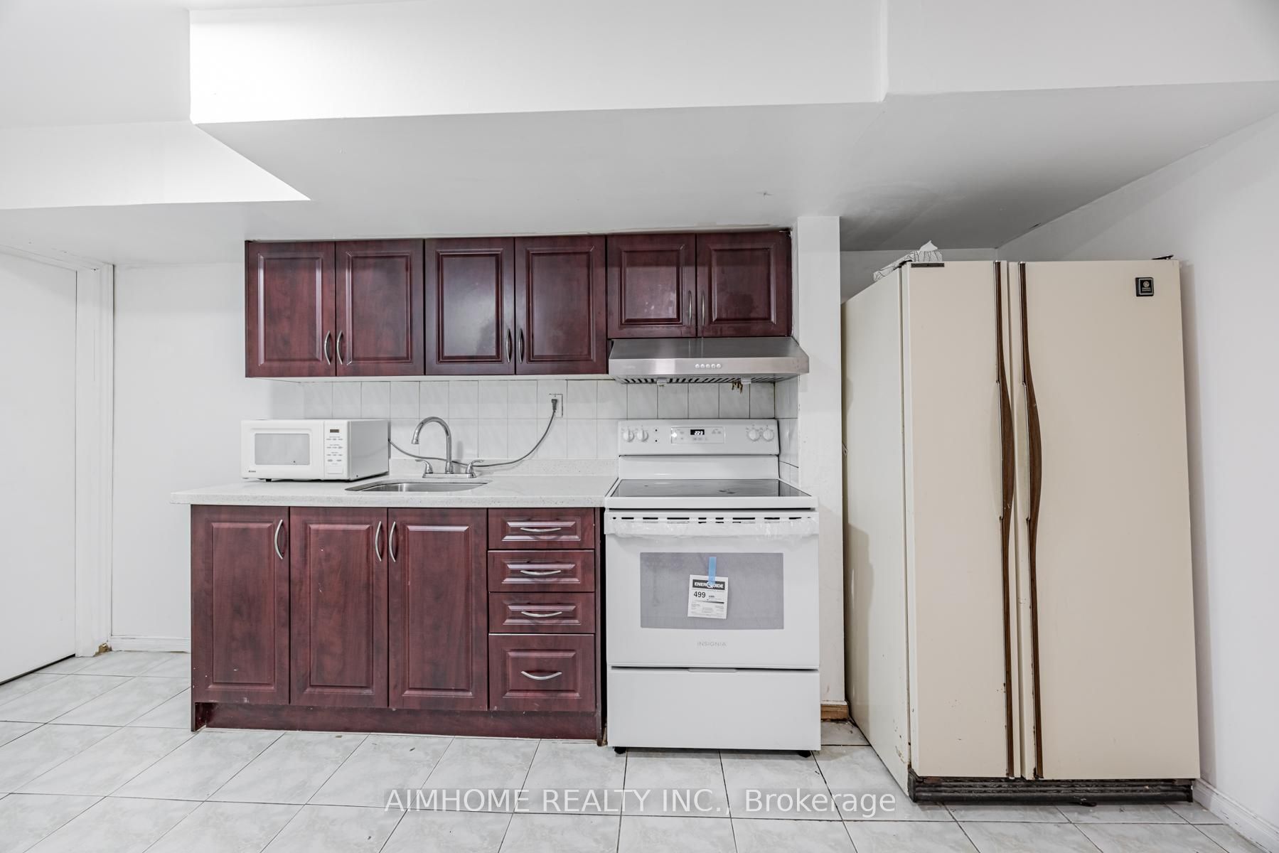 144 Wolseley Street B3