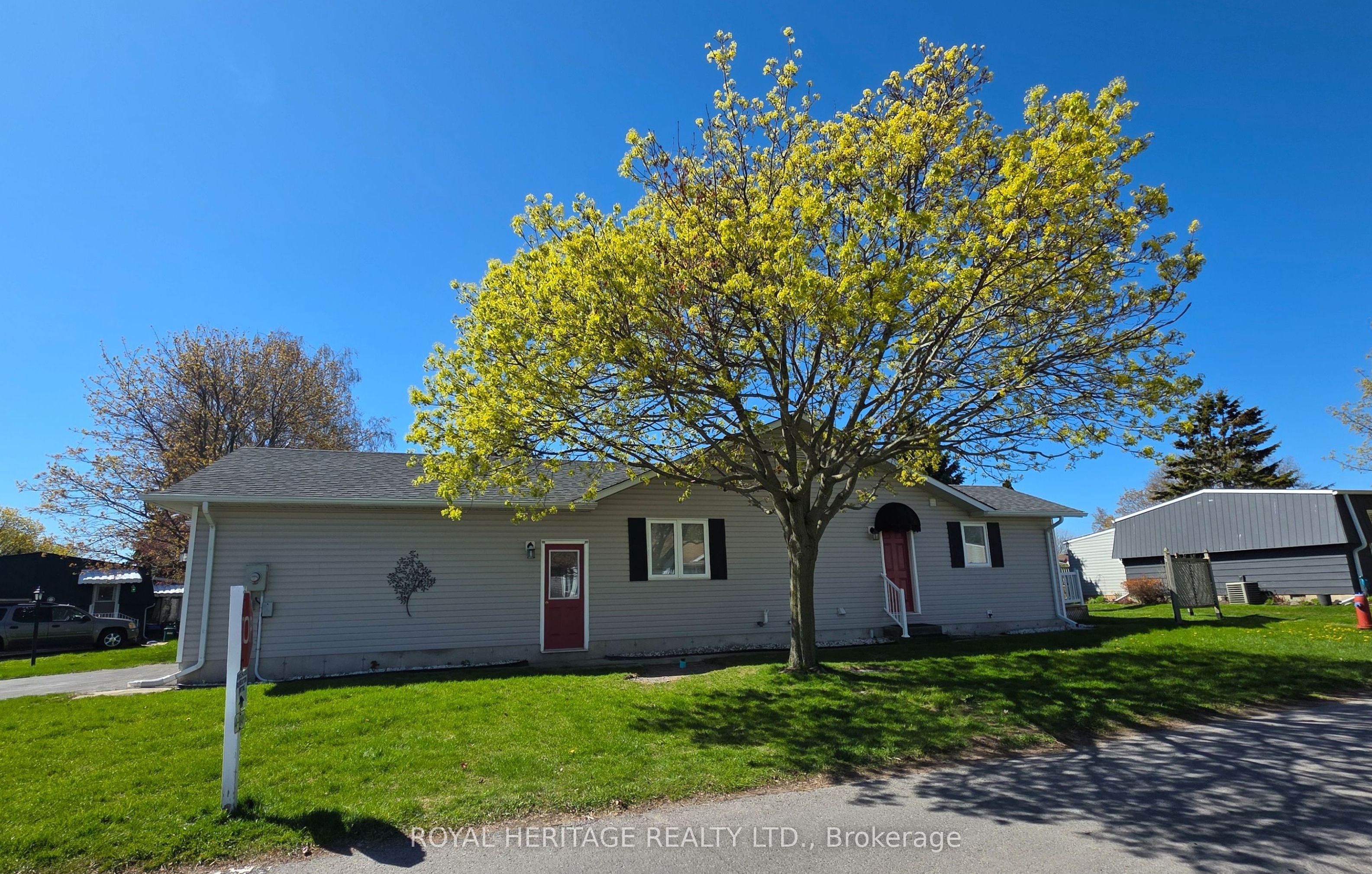 118 Bluffs Road