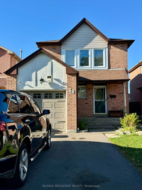 38 Nectarine Crescent Brampton ON L6S 5Z1