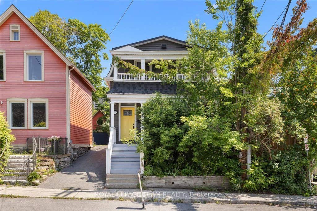 Photo of 135 Upper Lorne Place, West Centre Town, ON K1R 7G8 (MLS # X13652948)