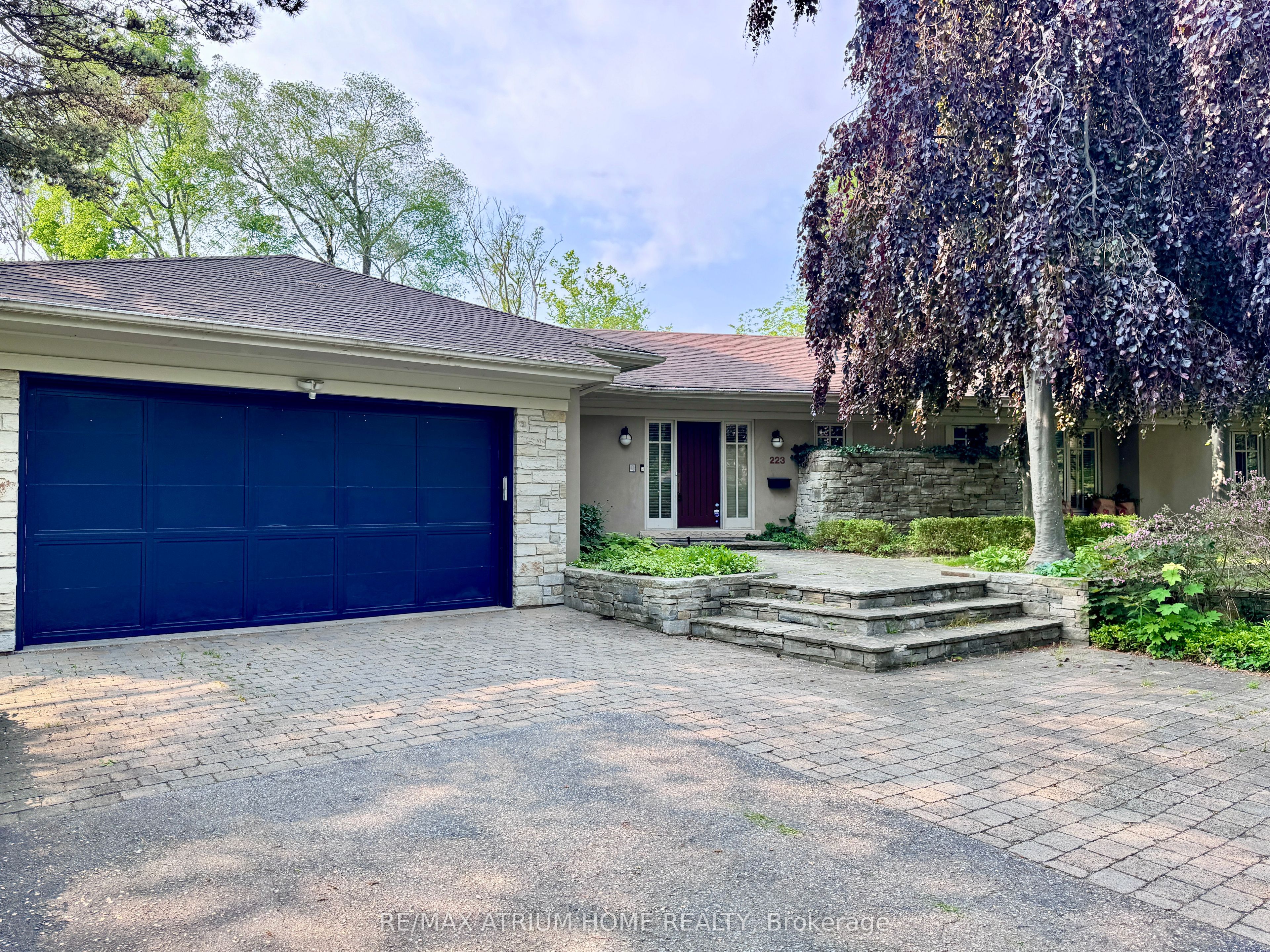 223 Trelawn Avenue
